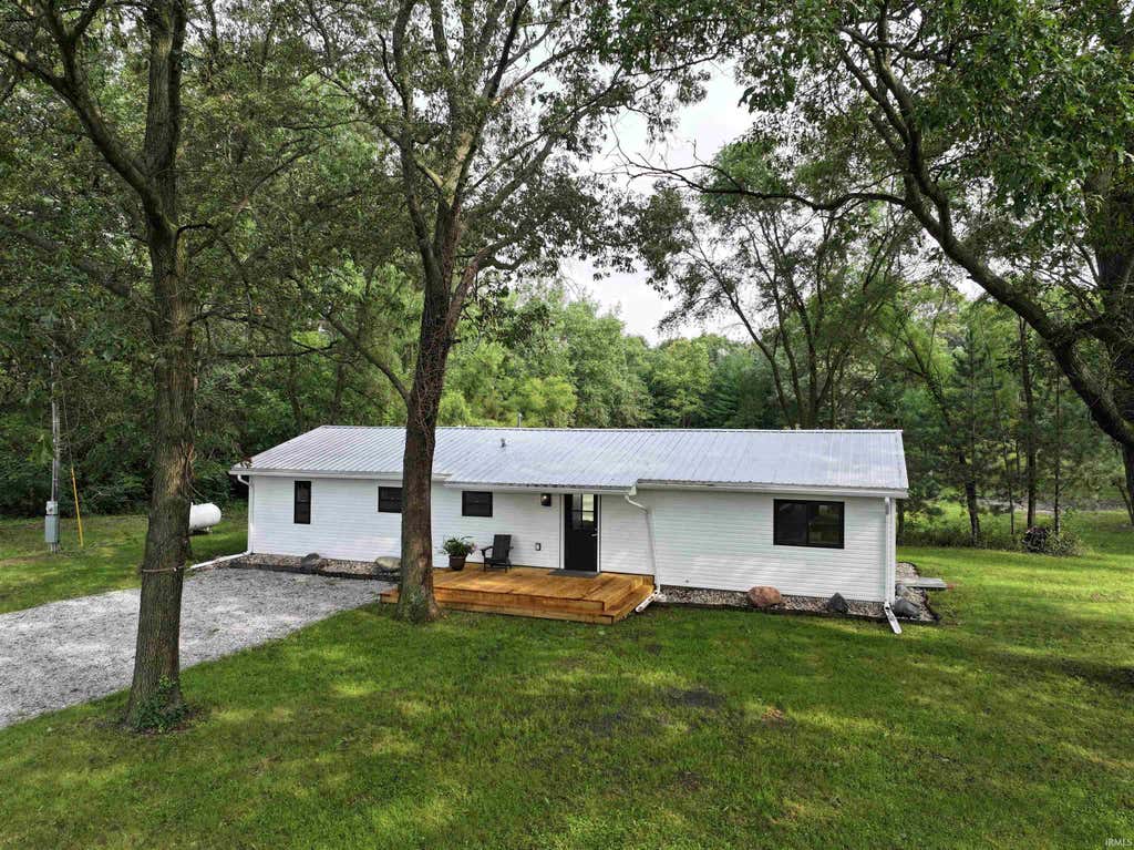 Photo of 13054 W 300 North Road, Medaryville, IN 47957 (MLS # 202632860)