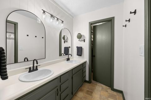 Tiny photo for 46 Gelder Court, Lafayette, IN 47905 (MLS # 202611184)