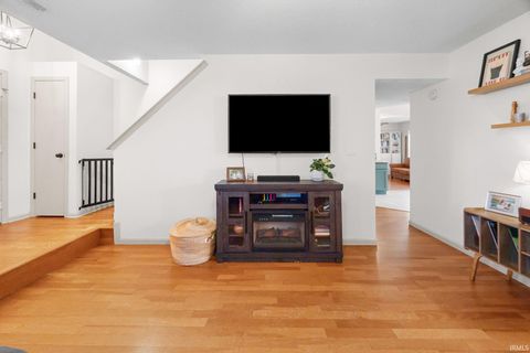 Tiny photo for 46 Gelder Court, Lafayette, IN 47905 (MLS # 202611184)