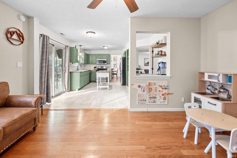 Tiny photo for 46 Gelder Court, Lafayette, IN 47905 (MLS # 202611184)