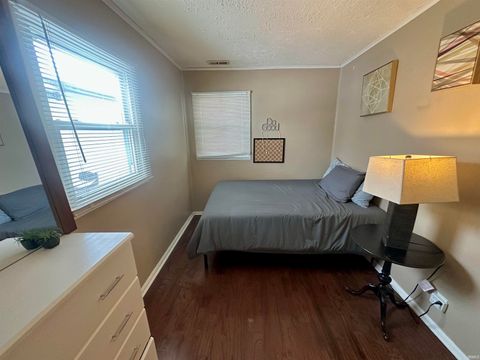 Tiny photo for 2200 N Delphos Street, Kokomo, IN 46901 (MLS # 202604871)