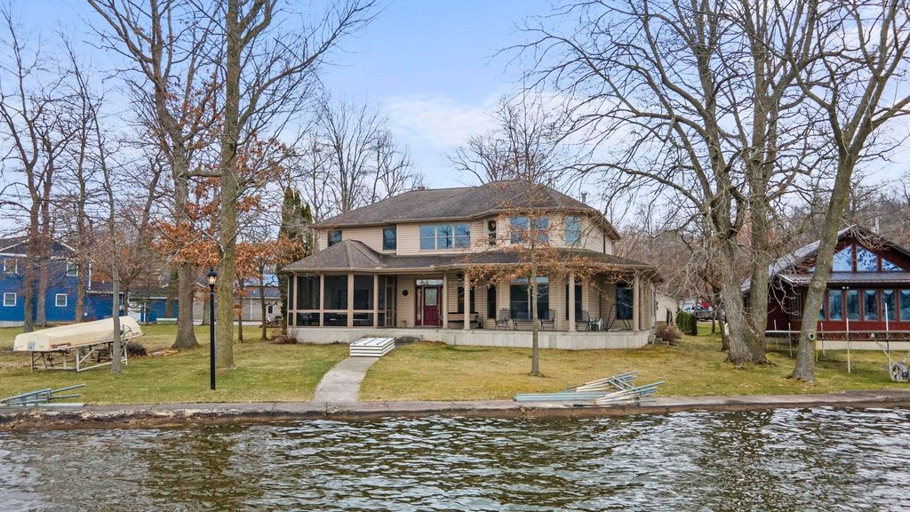 Photo of 580 Lakeside, Rome City, IN 46784 (MLS # 202612140)