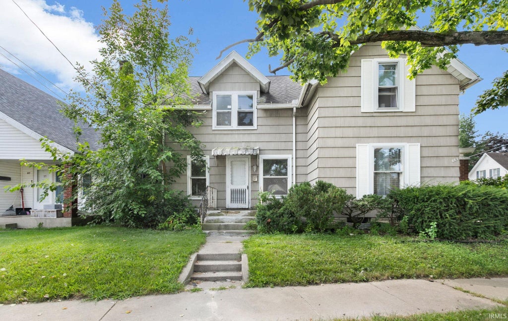Photo of 823-821 W 3rd Street, Mishawaka, IN 46544 (MLS # 202638406)
