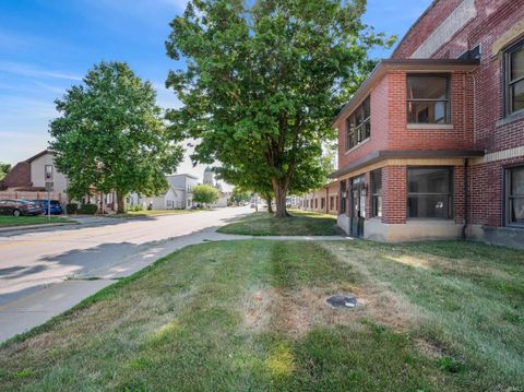 Tiny photo for 215 E Van Buren Street, Columbia City, IN 46725 (MLS # 202602631)