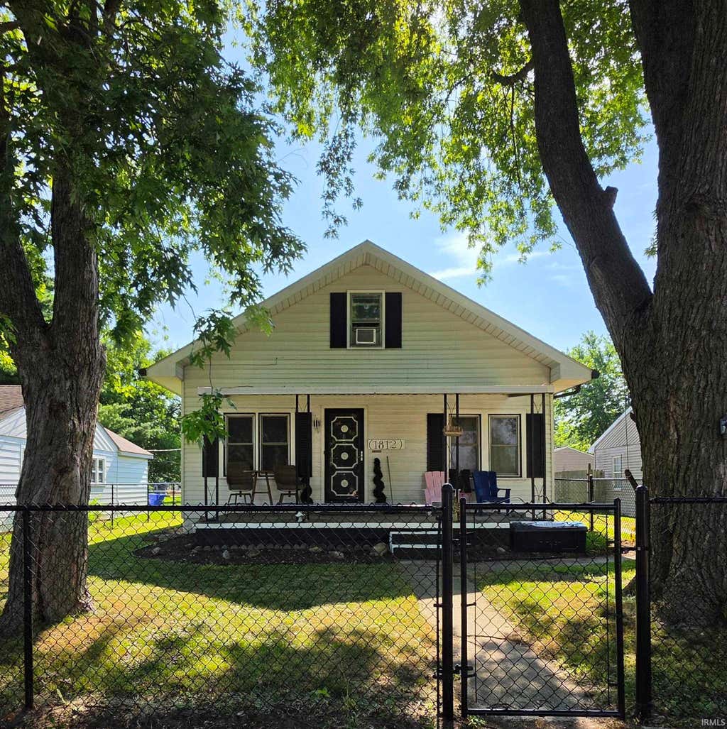 Photo of 1812 N Leeds Street, Kokomo, IN 46901 (MLS # 202627297)