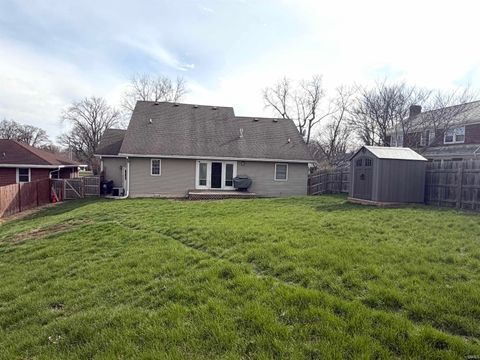 Tiny photo for 900 W SUPERIOR Street, Kokomo, IN 46901 (MLS # 202609895)