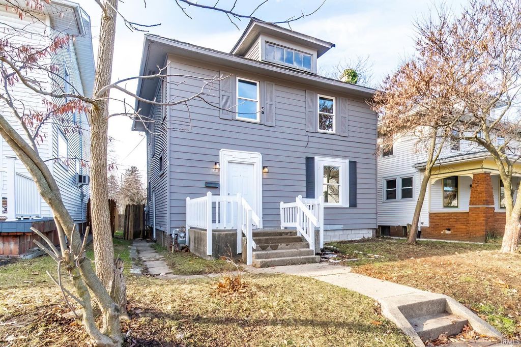 Photo of 3314 Webster Street, Fort Wayne, IN 46807 (MLS # 202601521)