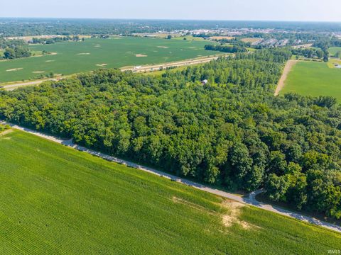 Tiny photo for 2438 County Road 38 Road #1, Auburn, IN 46706 (MLS # 202627723)