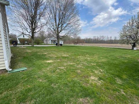 Tiny photo for 36 N Pearl Street, New Waverly, IN 46961 (MLS # 202613284)