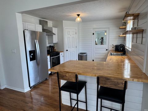 Tiny photo for 36 N Pearl Street, New Waverly, IN 46961 (MLS # 202613284)