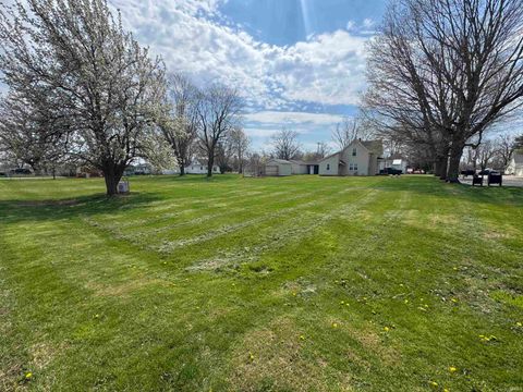 Tiny photo for 36 N Pearl Street, New Waverly, IN 46961 (MLS # 202613284)