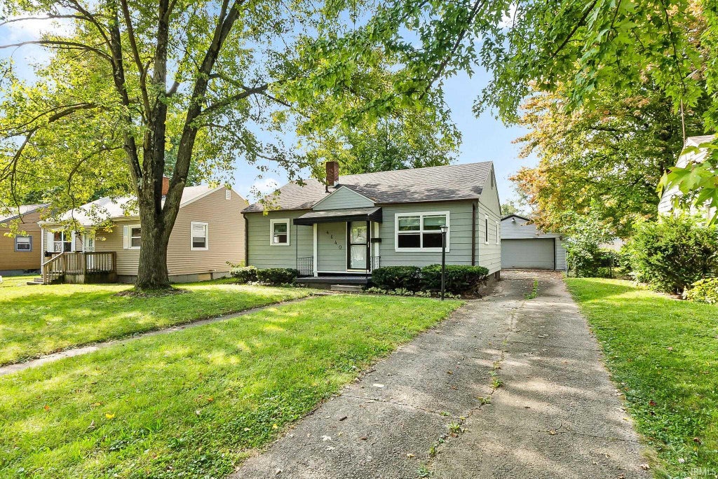Photo of 4640 Spatz Avenue, Fort Wayne, IN 46806 (MLS # 202641064)