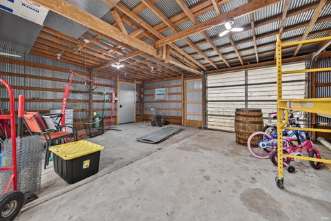 Tiny photo for 7763 W 650 N, Royal Center, IN 46978 (MLS # 202637218)