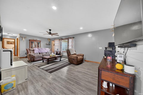 Tiny photo for 7763 W 650 N, Royal Center, IN 46978 (MLS # 202637218)