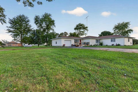 Tiny photo for 7763 W 650 N, Royal Center, IN 46978 (MLS # 202637218)