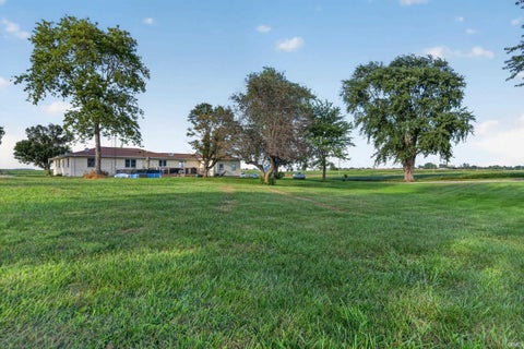 Tiny photo for 7763 W 650 N, Royal Center, IN 46978 (MLS # 202637218)