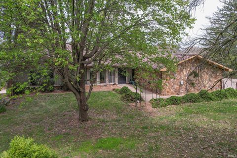 371 S Ornament Drive, Santa Claus, IN 47579 - MLS#: 202512927