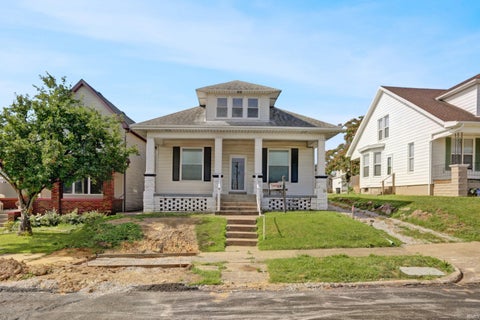 Photo of 2602 Pennsylvania Street, Evansville, IN 47712 (MLS # 202623497)