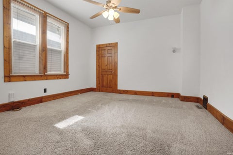Tiny photo for 2602 Pennsylvania Street, Evansville, IN 47712 (MLS # 202623497)