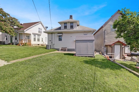 Tiny photo for 2602 Pennsylvania Street, Evansville, IN 47712 (MLS # 202623497)