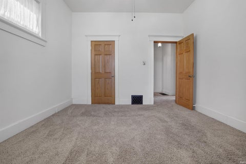 Tiny photo for 2602 Pennsylvania Street, Evansville, IN 47712 (MLS # 202623497)