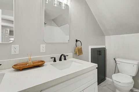 Tiny photo for 1419 Union Street, Mishawaka, IN 46544 (MLS # 202642601)