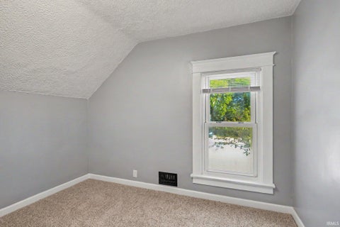 Tiny photo for 1419 Union Street, Mishawaka, IN 46544 (MLS # 202642601)