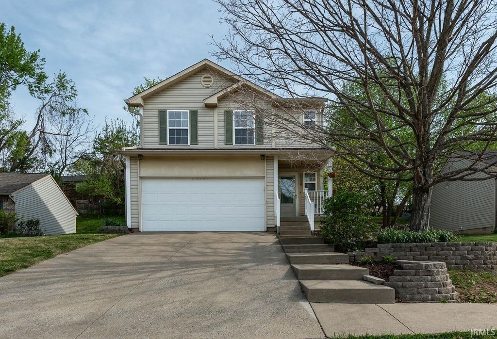 Photo of 1128 W Pine Meadows Drive, Bloomington, IN 47403 (MLS # 202613314)