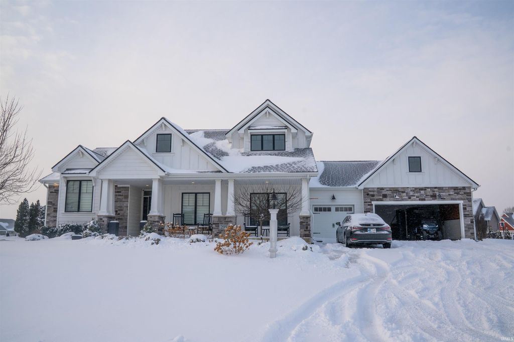 Photo of 295 Quell Court, Fort Wayne, IN 46845 (MLS # 202602909)