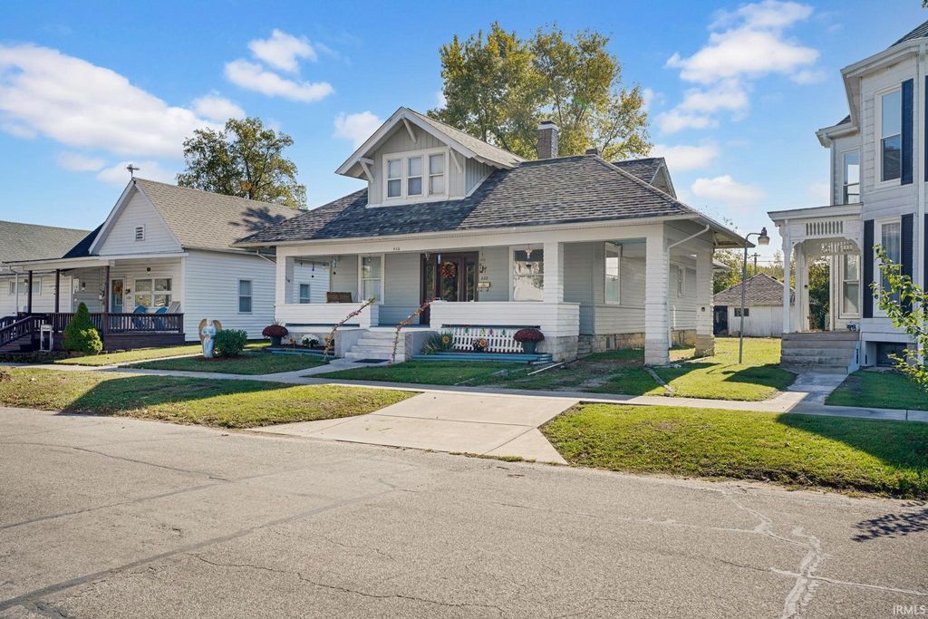 Photo of 622 W Grissom Avenue, Mitchell, IN 47446 (MLS # 202544004)