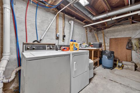 Tiny photo for 1712 W Jefferson Street, Kokomo, IN 46901 (MLS # 202628387)