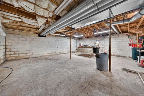 Tiny photo for 1712 W Jefferson Street, Kokomo, IN 46901 (MLS # 202628387)