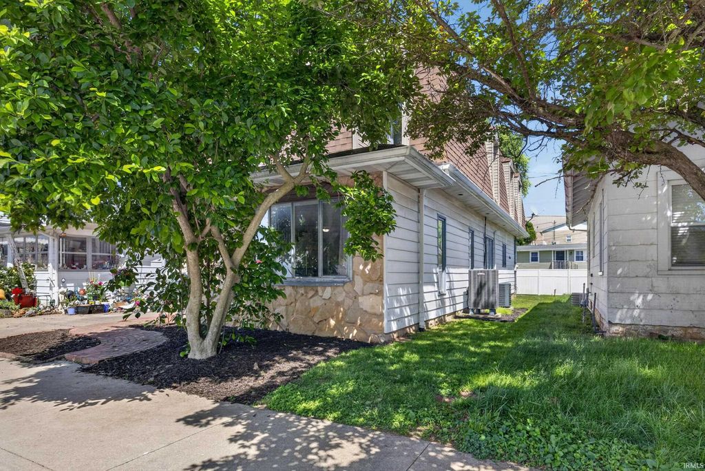 Photo of 1708 K Street, Bedford, IN 47421 (MLS # 202618473)