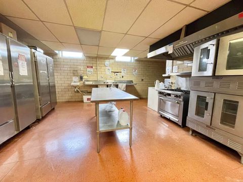 Tiny photo for 750 E Markland Avenue, Kokomo, IN 46901 (MLS # 202412924)