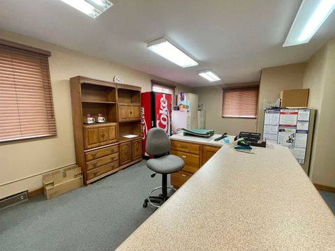 Tiny photo for 750 E Markland Avenue, Kokomo, IN 46901 (MLS # 202412924)