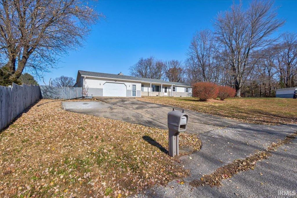 Photo of 97 S Acres Drive, Mitchell, IN 47446 (MLS # 202546523)