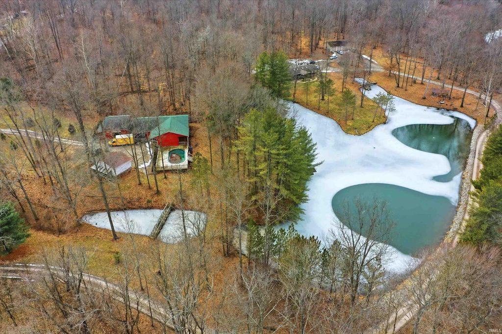 Photo of 5832 E Mahalasville Road, Morgantown, IN 46160 (MLS # 202603860)