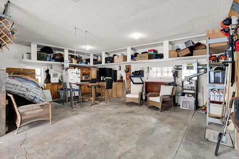 Tiny photo for 5832 E Mahalasville Road, Morgantown, IN 46160 (MLS # 202603860)