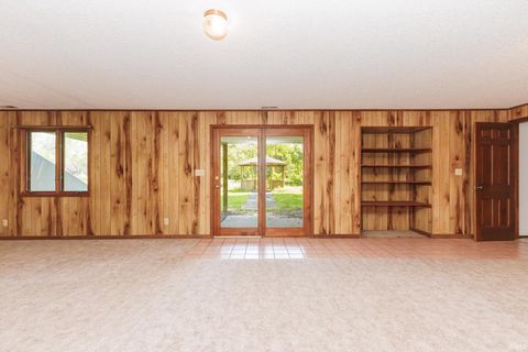 Tiny photo for 1704 N Thorn Tree Road, Muncie, IN 47304 (MLS # 202618601)