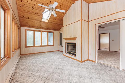 Tiny photo for 1704 N Thorn Tree Road, Muncie, IN 47304 (MLS # 202618601)