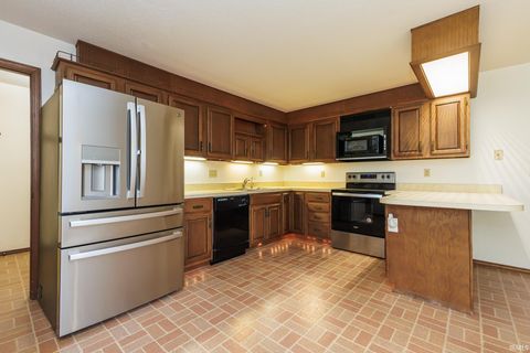 Tiny photo for 1704 N Thorn Tree Road, Muncie, IN 47304 (MLS # 202618601)