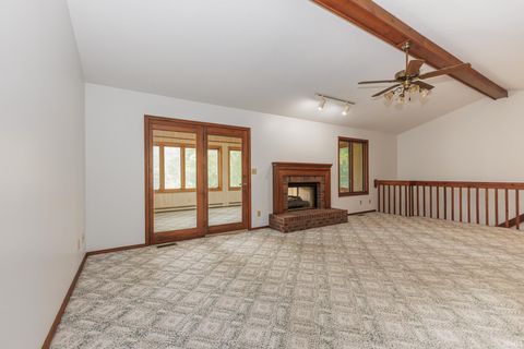 Tiny photo for 1704 N Thorn Tree Road, Muncie, IN 47304 (MLS # 202618601)