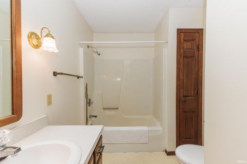 Tiny photo for 1704 N Thorn Tree Road, Muncie, IN 47304 (MLS # 202618601)