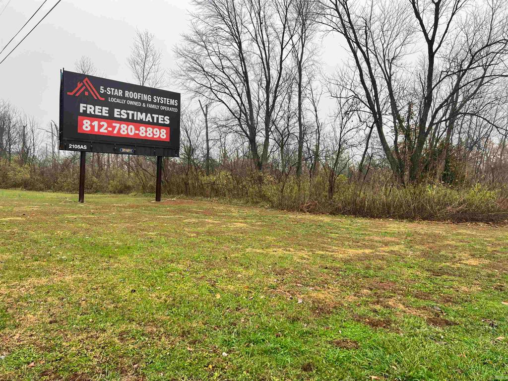 Photo of 917.5 N Section Street, Sullivan, IN 47882 (MLS # 202546951)