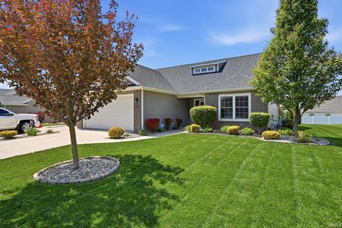 Tiny photo for 2113 Meadowsweet Parkway, Fort Wayne, IN 46808 (MLS # 202618472)