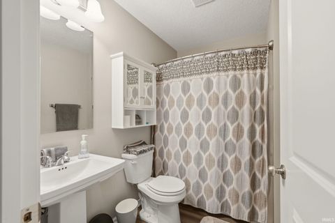 Tiny photo for 2113 Meadowsweet Parkway, Fort Wayne, IN 46808 (MLS # 202618472)