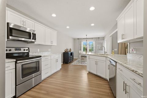 Tiny photo for 2113 Meadowsweet Parkway, Fort Wayne, IN 46808 (MLS # 202618472)