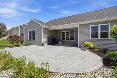 Tiny photo for 2113 Meadowsweet Parkway, Fort Wayne, IN 46808 (MLS # 202618472)