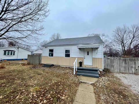 Photo of 1008 E Spraker Street, Kokomo, IN 46901 (MLS # 202537410)