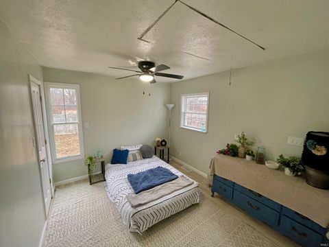 Tiny photo for 1008 E Spraker Street, Kokomo, IN 46901 (MLS # 202537410)